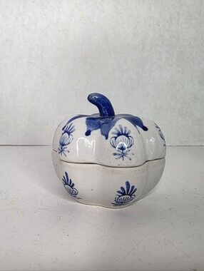 Porcelain Vintage Blue & White Chinese Trinket Dish Pumpkin w/Lid